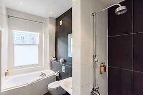 Jolyon's Boutique Hotel