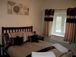 The Royal Lodge