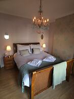 Tyrosa Rooms