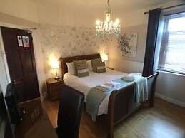 Tyrosa Rooms