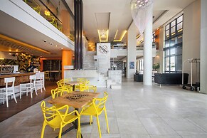 Colosseum Hotel