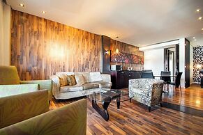 Colosseum Hotel