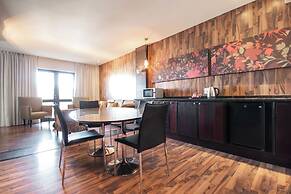 Colosseum Hotel