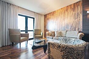 Colosseum Hotel