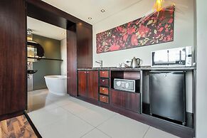 Colosseum Hotel