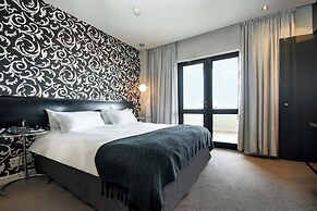 Colosseum Hotel