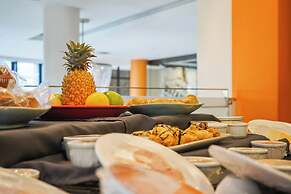 Colosseum Hotel