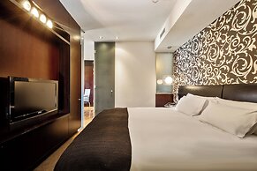 Colosseum Hotel