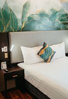 Auckland City Hotel