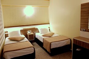 Yaztur Hotel