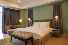 Grand Victoria Hotel