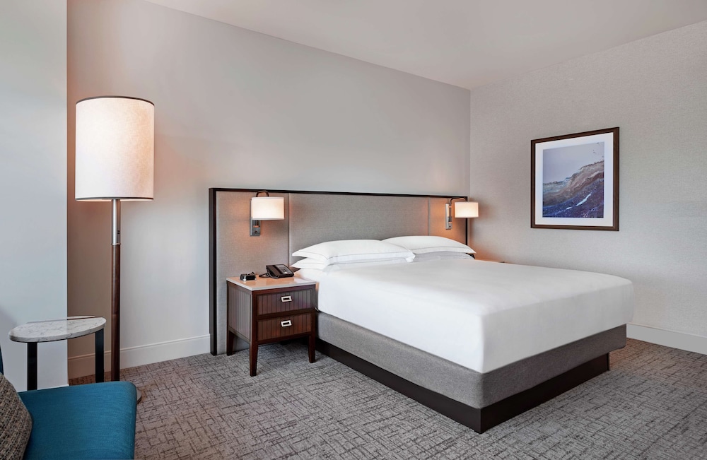Hilton San Diego Bayfront