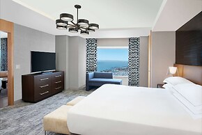 Hilton San Diego Bayfront