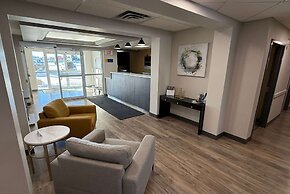 Days Inn by Wyndham Stony Plain