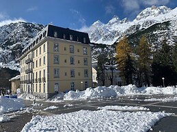 Gran Hotel - Balneario de Panticosa