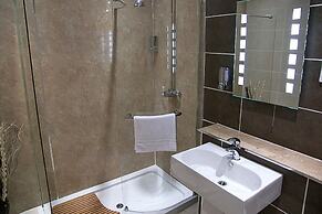 Rosemount Hotel