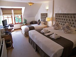 Rosemount Hotel