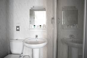 Trelawney Hotel