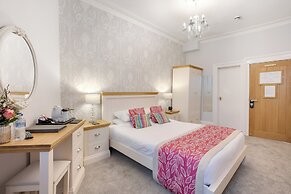 Trelawney Hotel