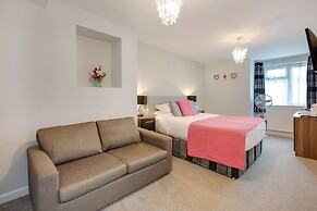 Trelawney Hotel