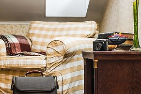 Lancaster Court Hotel