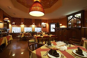 Lancaster Court Hotel