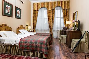 Lancaster Court Hotel
