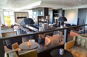 Radstone Hotel