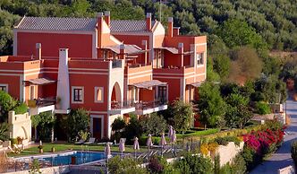 Katalagari Country Suites