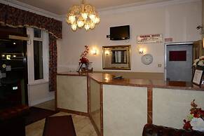 Cranbrook Hotel