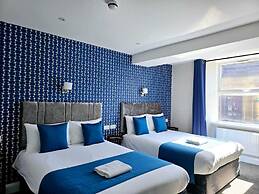 George Hotel