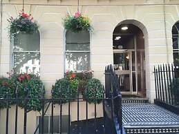 George Hotel