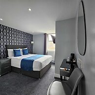 George Hotel