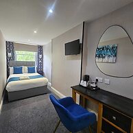 George Hotel