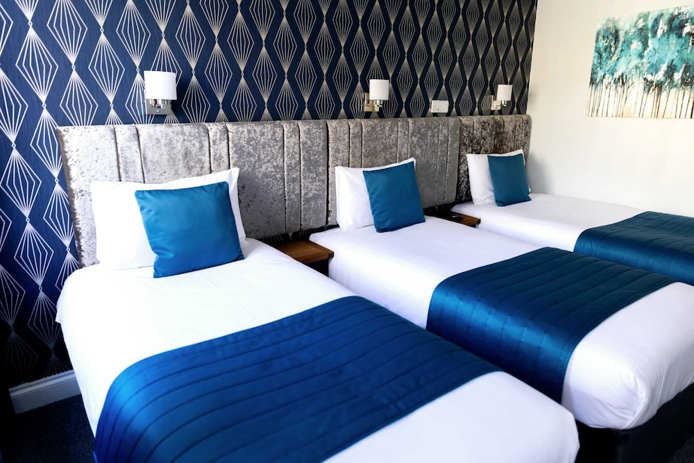 George Hotel