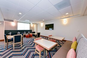 Hampton Inn & Suites Pittsburg, CA