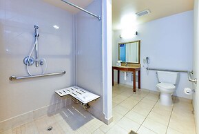 Hampton Inn & Suites Pittsburg, CA