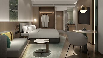 Holiday Inn Shanghai Jing'an by IHG