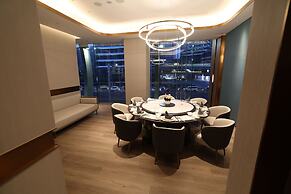 Holiday Inn Shanghai Jing'an by IHG