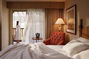 St. Eugene Golf Resort & Casino