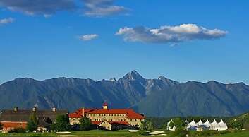 St. Eugene Golf Resort & Casino