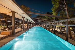 Waterman Svpetrvs Resort
