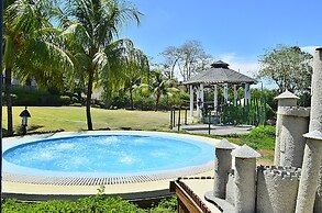 Thunderbird Resorts - Rizal