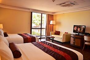 Thunderbird Resorts - Rizal