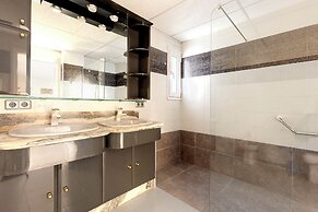 Apartamentos Maurici Park