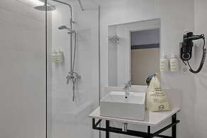 B&B Hotel Girona 2