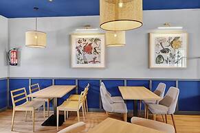 B&B Hotel Girona 2