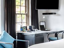 Peppers Gallery Hotel Canberra