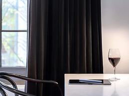 Peppers Gallery Hotel Canberra
