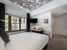 Peppers Gallery Hotel Canberra